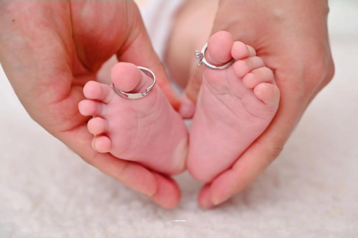 代怀包生男孩机构宝宝流鼻血是什么原因