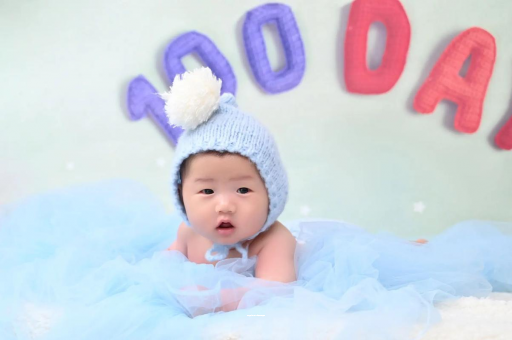 代怀包生男孩机构四个月宝宝会翻身 代怀包生男孩机构四个月宝宝会翻身